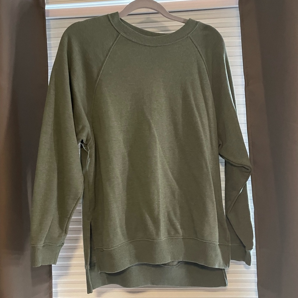 Oversized green sweater